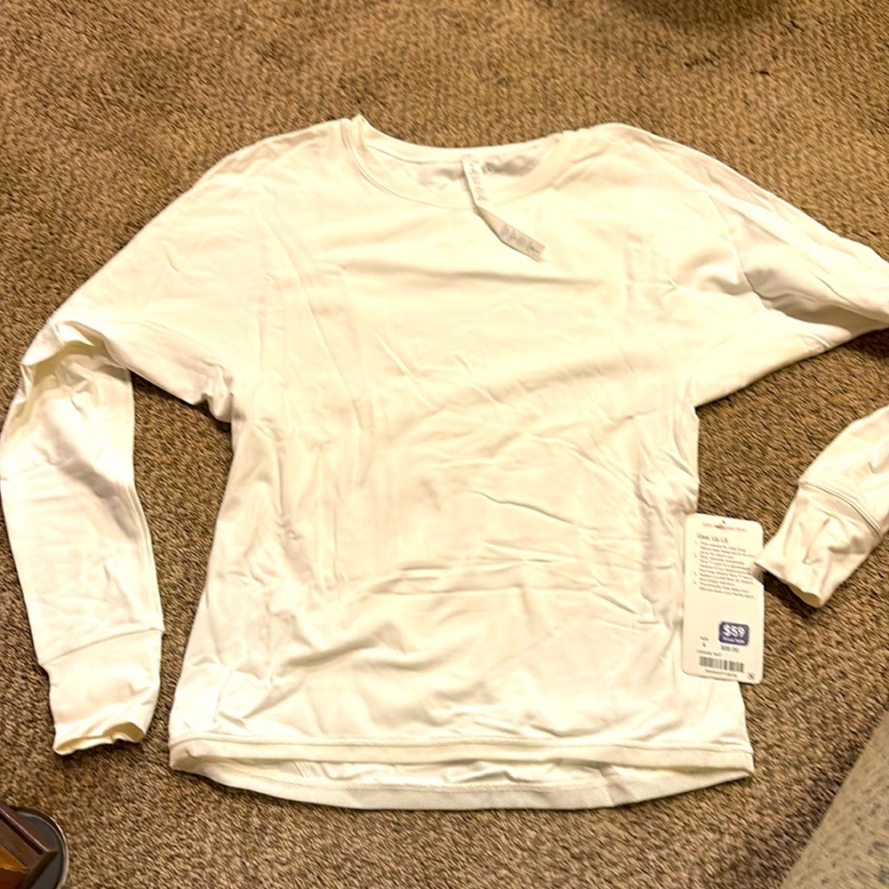 Lululemon Gear Up LS long sleeve cozy women’s size 4 relaxed fit top, white NWT